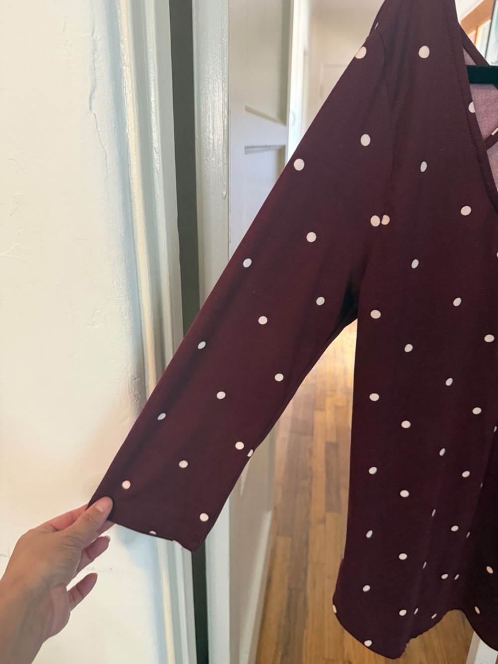 Papermoon Women’s Polka Dot Long-Sleeve Top in Burgundy with open back - Picture 5 of 6
